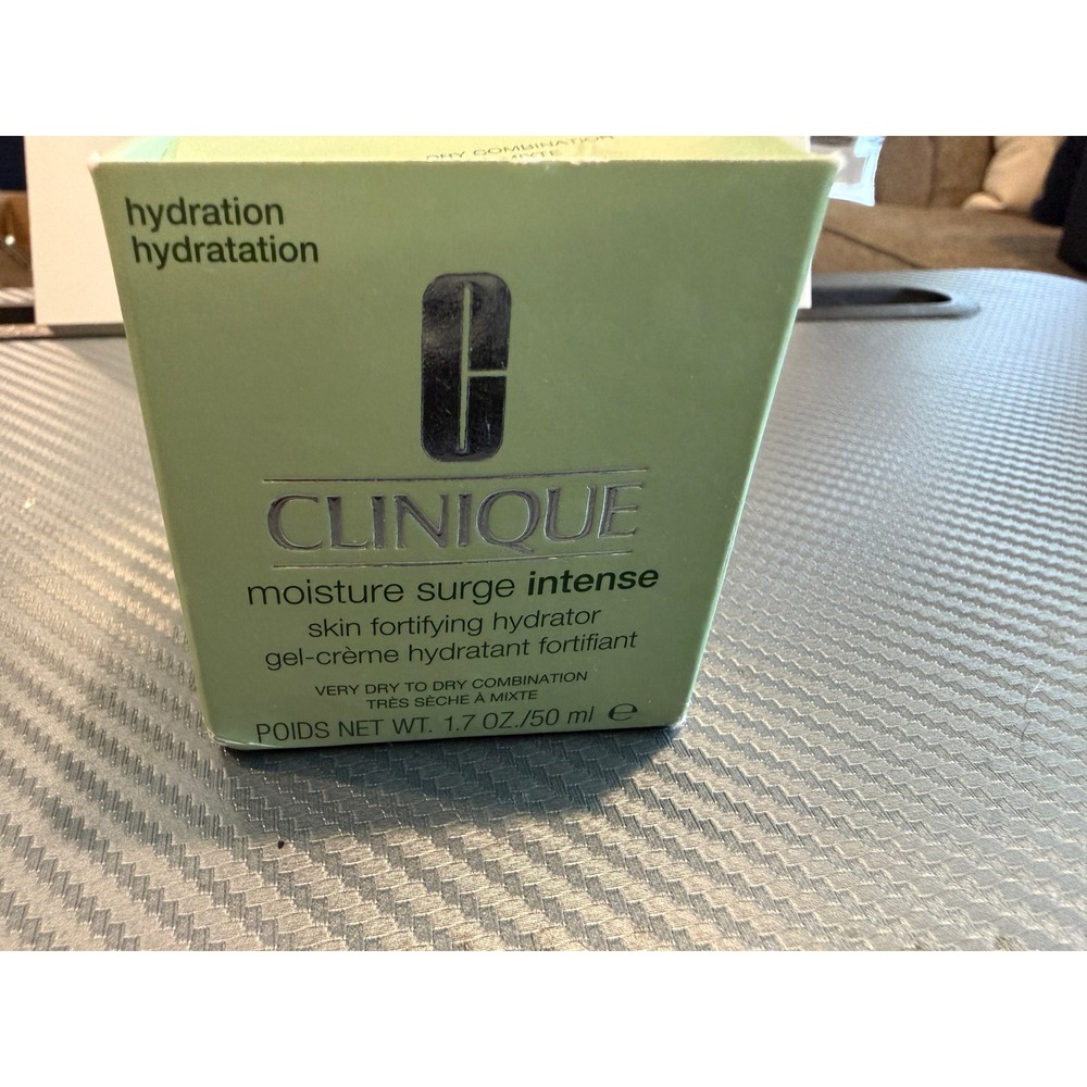 Clinique Moisture Surge Intense Skin Fortifying Hydrator 1.7oz 50ml New in Box
